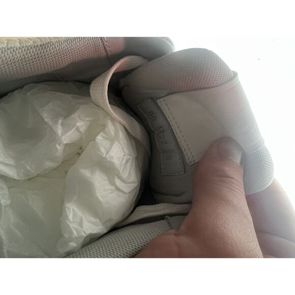 Louis Vuitton trainers - Picture 8 of 8